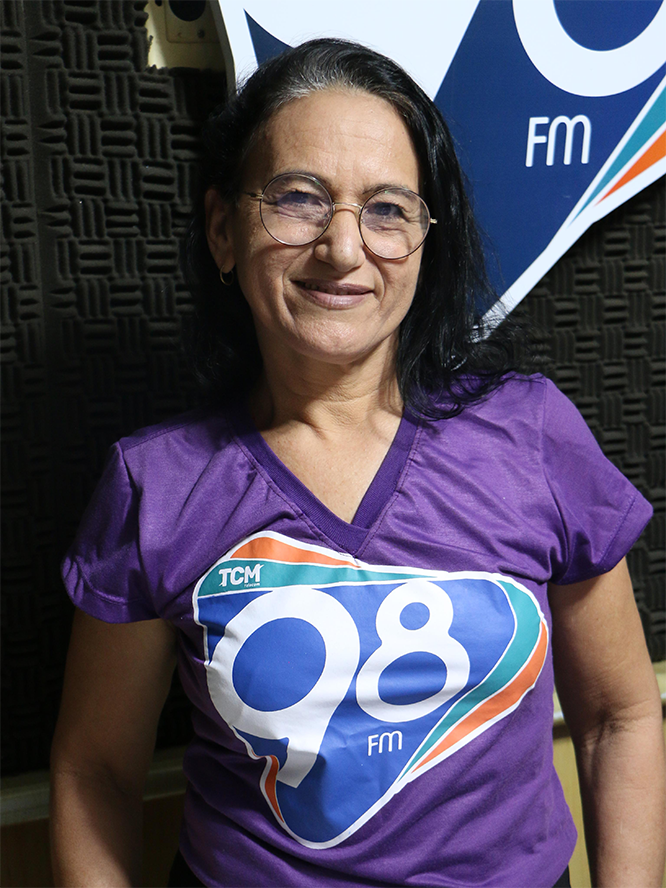 Francisca Viana (Moça) - Equipe de Apoio
